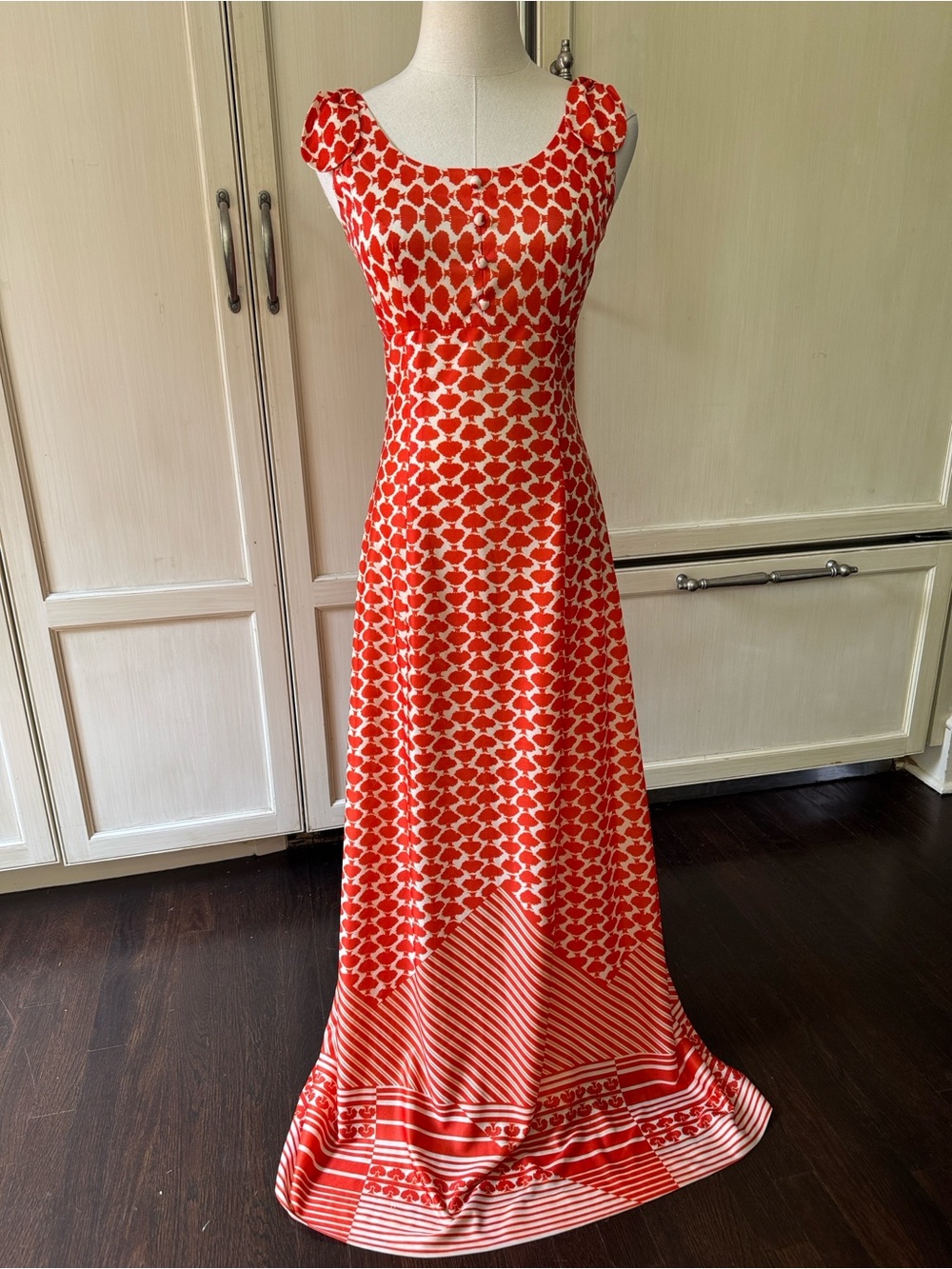 Vintage tree print 60s 70s  Patterned Maxi Dress